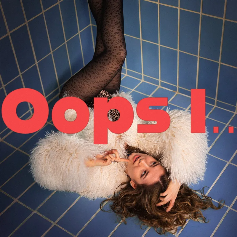 LUNA ISA – OOPS I.. cover